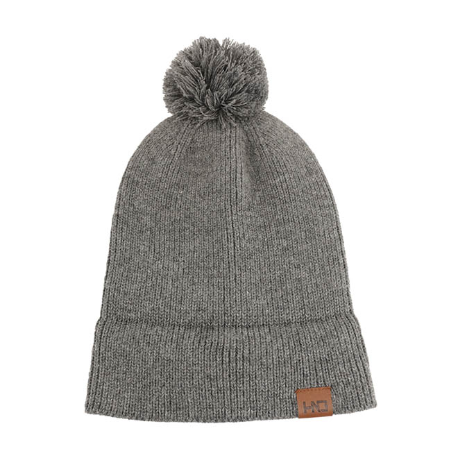 Custom Leather Patch Logo Pom Pom Outdoor Warm Knitted Cap Winter Hat