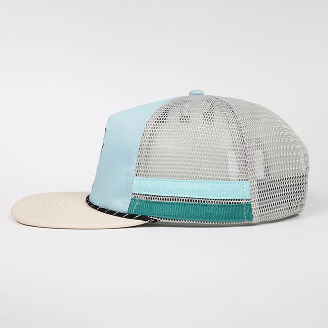 Custom 5 Panel Cotton Unstructured Embroidery Logo Flat Brim Side Strap Mesh Cap Trucker Hat