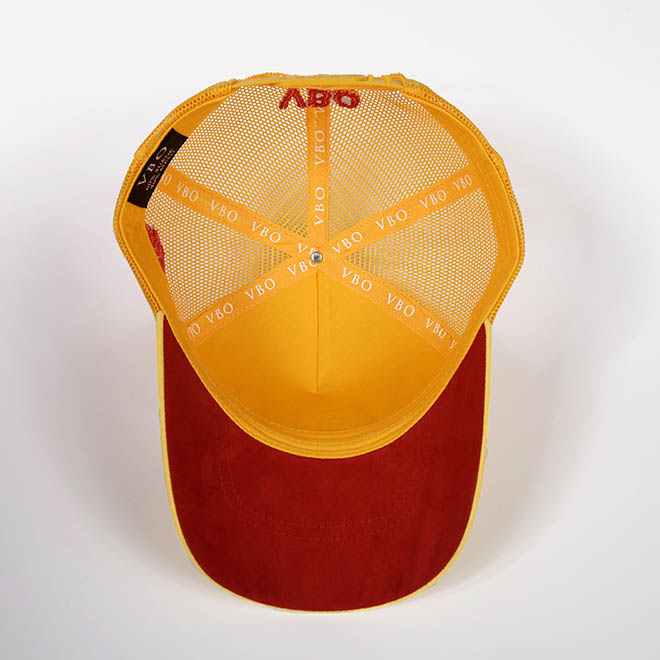 Custom 5 Panel Suede 3D Embroidery Logo Brim Mesh Cap Trucker Hat