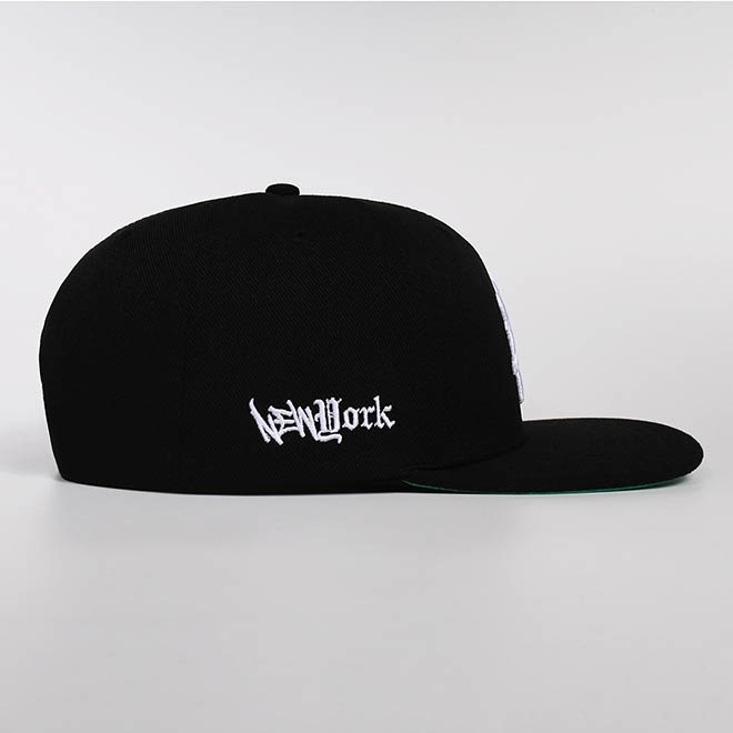 Custom Cotton 6 Panel 3D Embroidery Logo Hip Hop Hat Flat Brim Snapback Cap