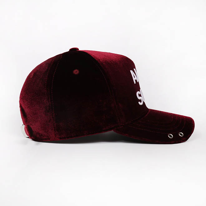 Custom Women 5 Panel Velvet 3D Embroidery Logo Curved Brim Baseball Cap